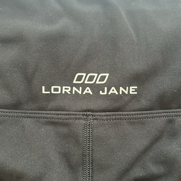 Lorna Jane Black Leggings - Picture 2 of 5